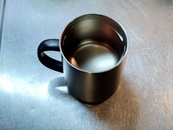 もう戦わなくていいんだ…！ 　固い瓶の蓋を簡単に開ける裏技に歓喜