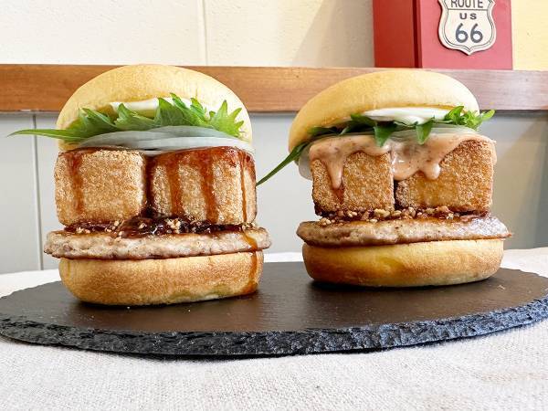 「黒酢あん」「明太マヨ」２種類の新作バーガーの主役は？