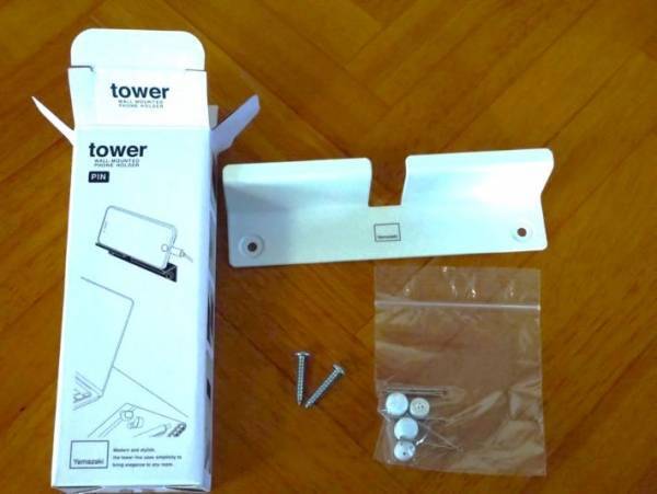 その手があったか！　置く場所の決まらないタブレット端末は「壁掛け」で解決