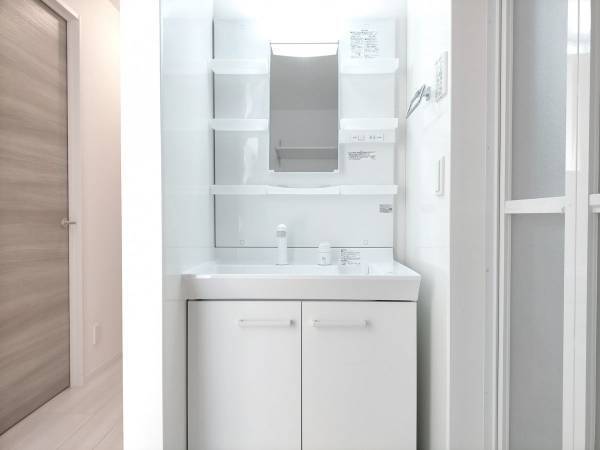 これは快適…！　歯磨き粉を最後まで搾り取るアイディア商品が超優秀