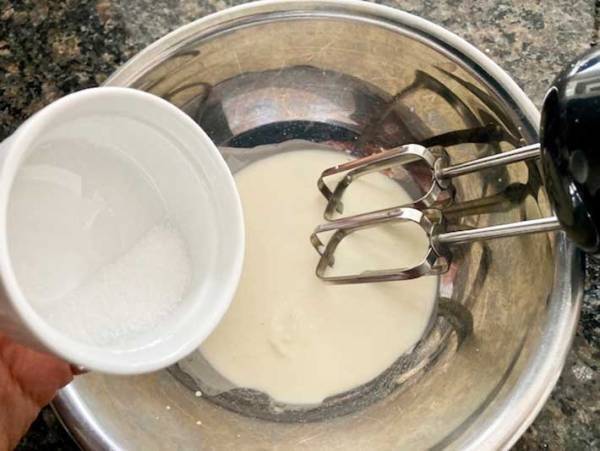 夏にパクパク食べたい！　『濃厚アイスクリーム』の簡単な作り方