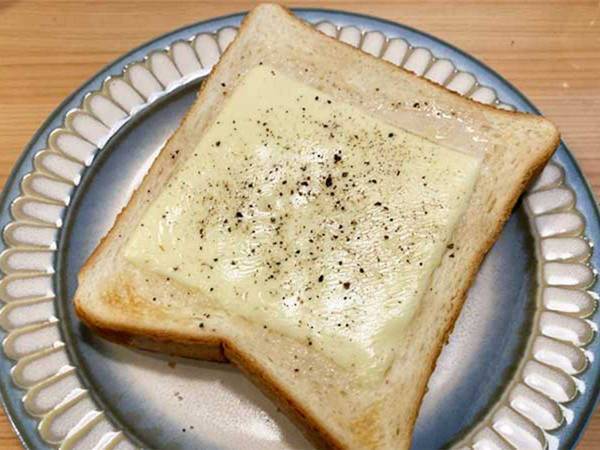 『ハチミツとバターだけ』なんて！　シンプルでおいしいダウニーズの『ハニーバター』