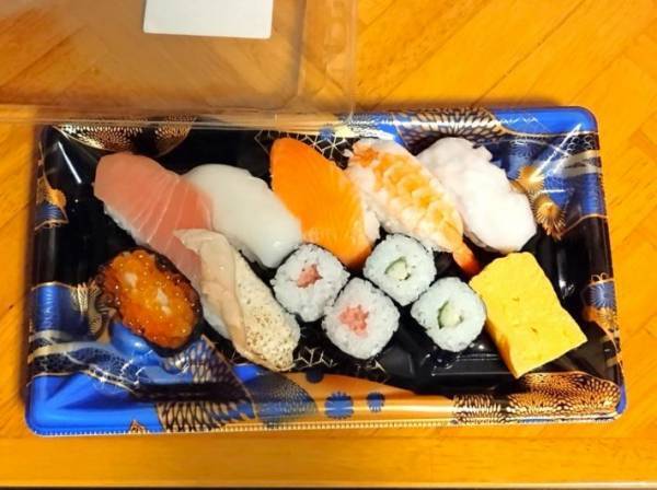 スーパーのパック寿司が激うまになる方法に「マジですごい」　シャリふっくらになるレンチン技