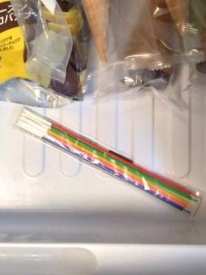 「これは目から鱗！」「絶対真似します」　ケーキにロウが垂れてこない方法がすごい