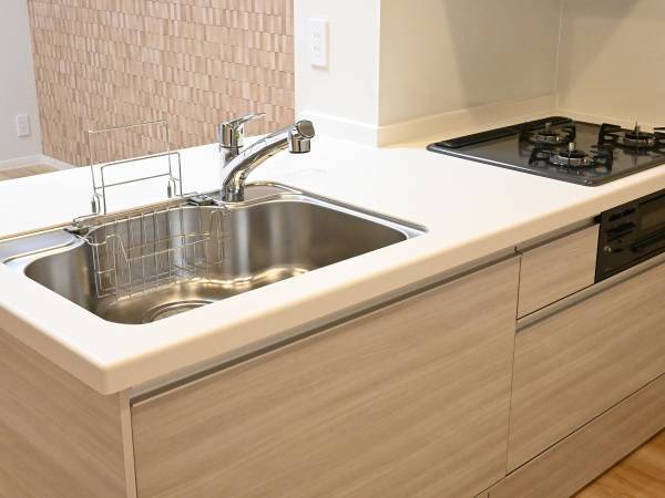 実はなくても大丈夫！　すっきりキッチンを実現するために「捨てたほうがいい」モノとは