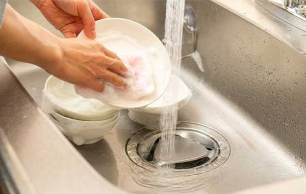 ライオン直伝！　食器を自然乾燥で速く乾かすコツ