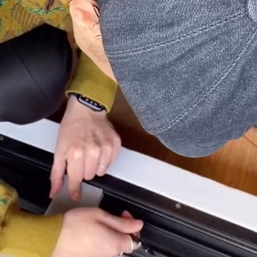 こんなに楽になる！　窓の掃除はアレを使って５分で終了