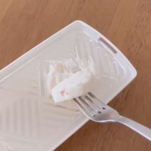 手が痒くならないヤマイモのすりおろし方が「目から鱗」　フォークを使って○○すると…？