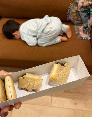 少しだけかじられた最中　犯人を探すと？　「はい発見」「かわいすぎて吹いた」