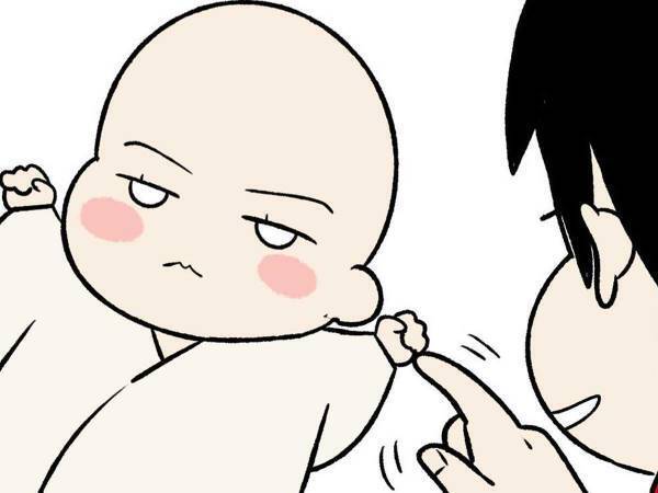 無表情な、生まれたての赤ちゃん　母親が触ろうとした、次の瞬間…！