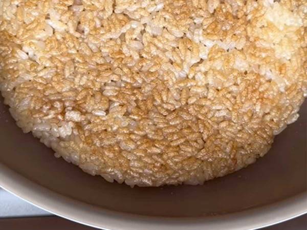 意外と失敗しがち　『焼きおにぎり』を簡単に作る方法は？　「その手があったか」