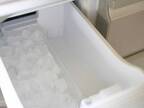 冷凍庫を開けたら氷がない！　短時間で作れる裏技に「なるほど」「やってみます！」