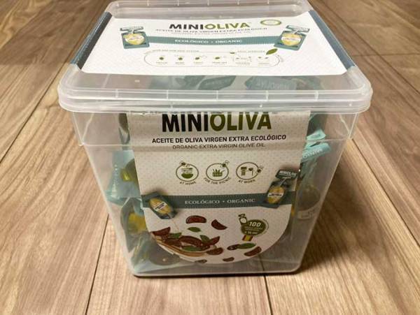 コストコの小分けされたオリーブオイルが「便利すぎた」「キャンプにもいい！」