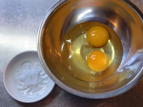 ダマにならない溶き卵の作り方に「目からウロコ」