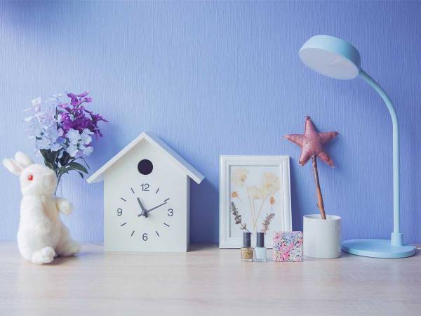 インテリア小物の細かいホコリを簡単に取る方法　使うアイテムは、たった１つだけ！