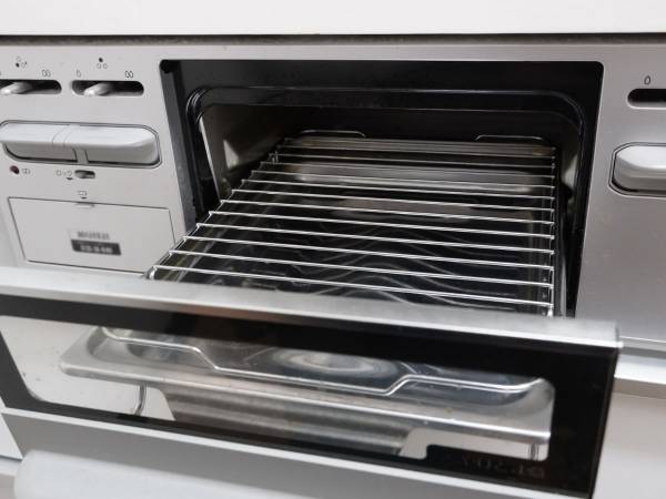 意外と知らないグリル窓の掃除方法に「知らなかった」「早速やる」