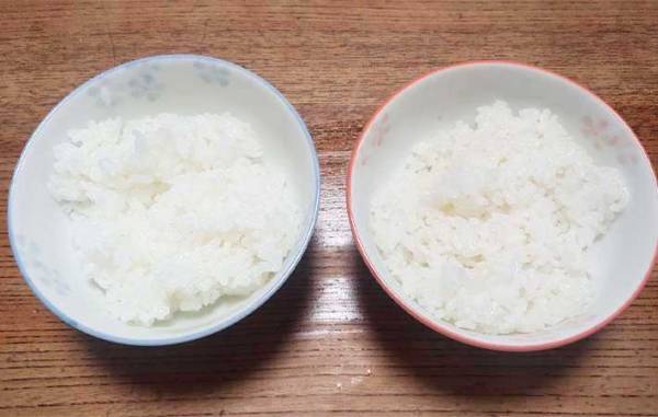 自宅で作るおにぎりはベタつく…　『あれ』をちょっと入れるだけで？　「手につかない」「うまい！」