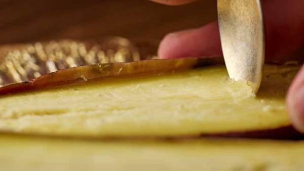 「スーパーの焼き芋は冷凍すべし」　マルエツの投稿に「コレはおいしそう！」