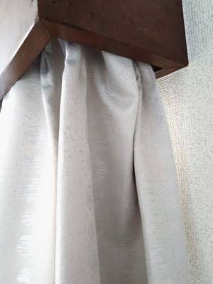 「やればよかった」「その手があったか」　カーテンの端から漏れる光を遮る方法が盲点