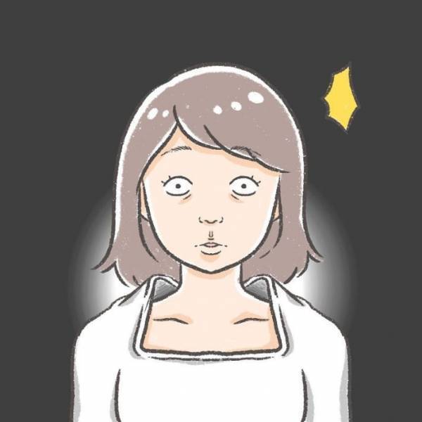 新品のシャツがなんかおかしい…？　女性の姿に「めっちゃ笑った」「そうにしか見えない」