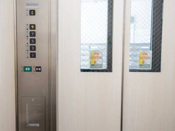 エレベーターにのったら「鍵は取り出さないで」　理由に「これは納得」「二度とやらない！」