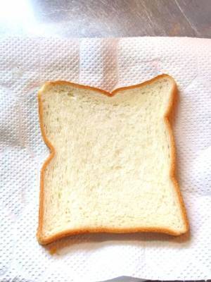 固くなったパンがふわふわに！？　意外な保存場所に「その手があったか」