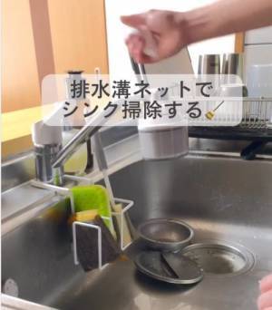 卵パックを開ける時は「反対側から」が正解！？　取り出しやすくなる納得の理由