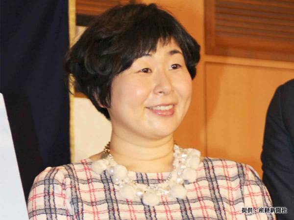 大島美幸の夫・鈴木おさむの『背中の写真』に驚きの声　「そっちに目が行ってしまう」