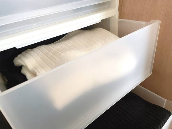 引き出しが落ちなくなる！　まさかの手軽すぎる方法に「ナイスアイディア」