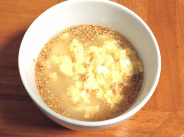 ふわふわのかきたまを作る料理テクが「賢すぎる」　あの調理器具を使うだけで？