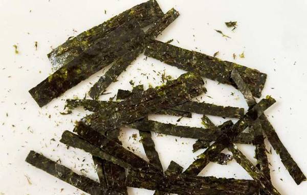 「まな板いらず」「なんか楽しい！」　みじん切り＆細切りがグッと楽になる『はさみ』とは？