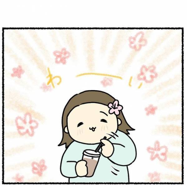 フラッペを買ったのに専用ストローがない！　女性の行動に「笑った」「私も経験ある」