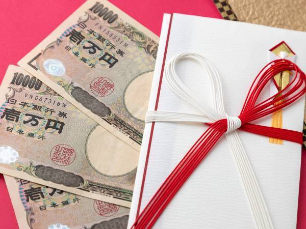 「ご祝儀３万は高すぎ！」　結婚式の謎マナーに「嫌なら欠席すれば」「見直すべき」