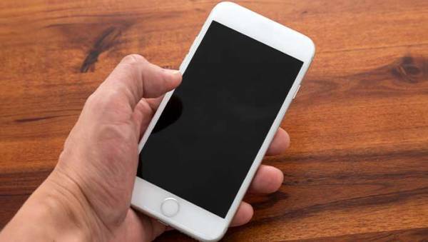 スマホから聞こえる相手の声が「なんか違う？」　ドコモが語る、からくりに「噂じゃなかった」「すごい仕組み」