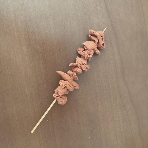 発想が天才！　５歳児が粘土でつくった『あるもの』に７万人が爆笑