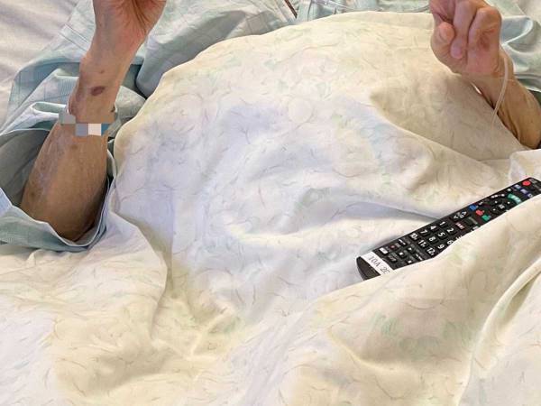 「１週間も持たない」といわれた曾祖父　ひ孫とのツーショットに「かわいすぎ」「ノリが最高」