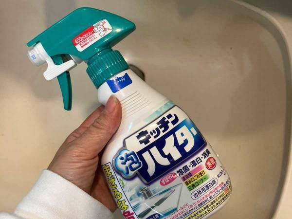 SNSで話題の『キッチン泡ハイター』　買い置きをおすすめしない理由とは？　「意外と知らない」