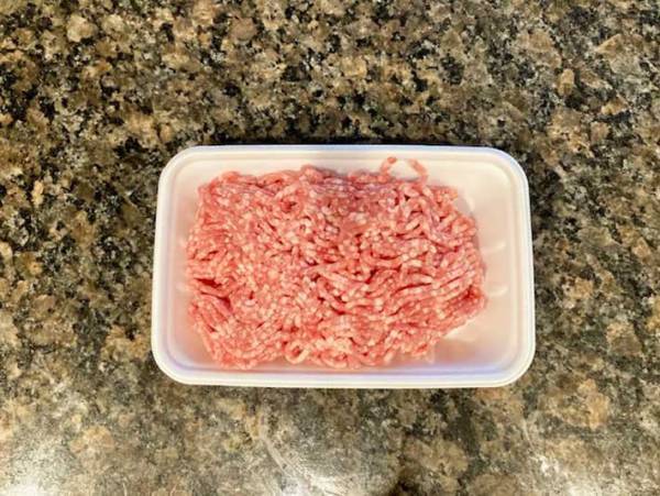 パックのひき肉を使い切れなかった…　意外な冷凍保存のコツに「解凍の手間なし」「パラパラ」