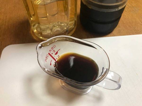 調味料を超簡単に計量できる『キッチンアイテム』に「これはナイス」「１００均で買えて嬉しい」