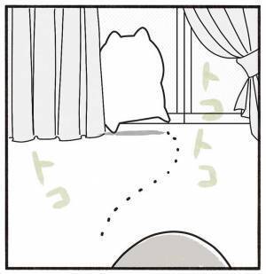 拗ねてカーテンの裏に隠れた娘　出てきた姿に母親「おいコラ」