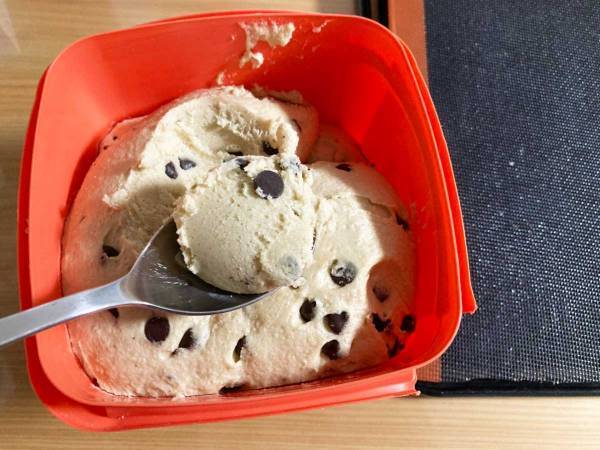 コストコの『チョコチップクッキー』は、形成しなくてもおいしく焼ける生地だった！