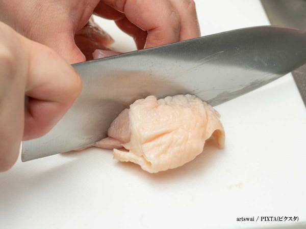 調理時間は１５分！　鶏むね肉の照り焼きに、ミツカンの『アレ』を加えると…