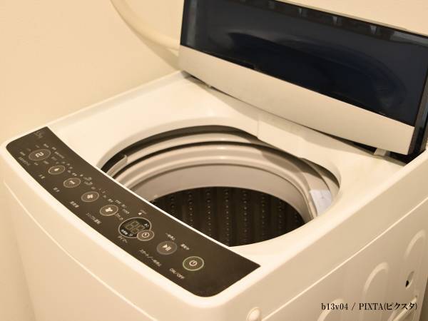 洗濯物は裏返しで洗っちゃダメ？　時短のコツに「勘違いしてた！」「そうだったのか」