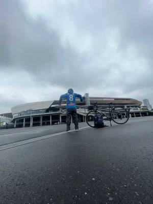 川崎から神戸まで、自転車でやってきたサポーター　スタジアムで待ち受けていたのは…！