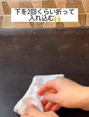 クローゼット内をすっきり見える洋服の畳み方に「超優秀」　立てて収納が正解？