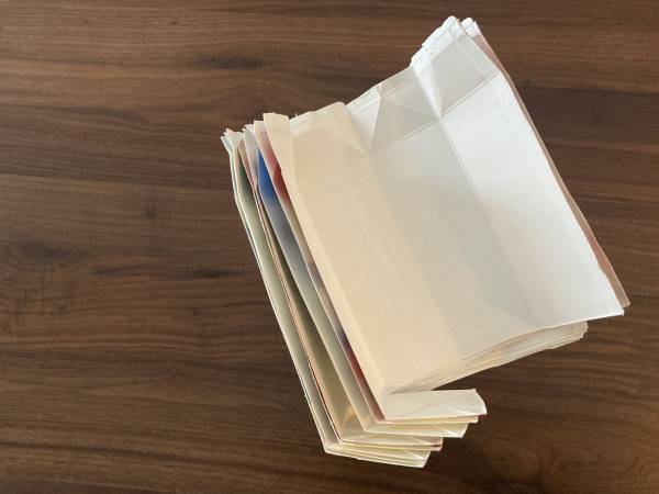 万能掃除棒に変身？　牛乳パックの意外な活用法に「すごい」「いいアイディア」