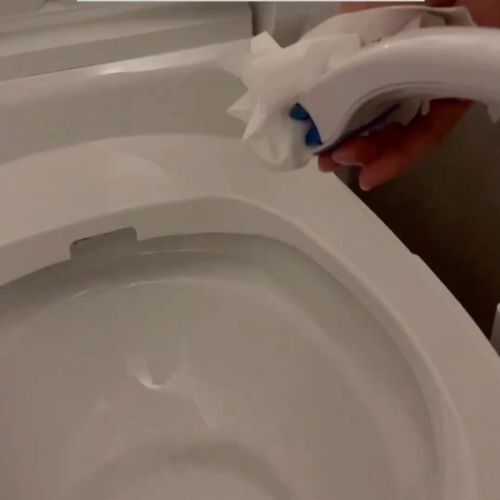 トイレブラシを清潔に保つには？　いつも清潔に使えるアイテムがけっこう便利