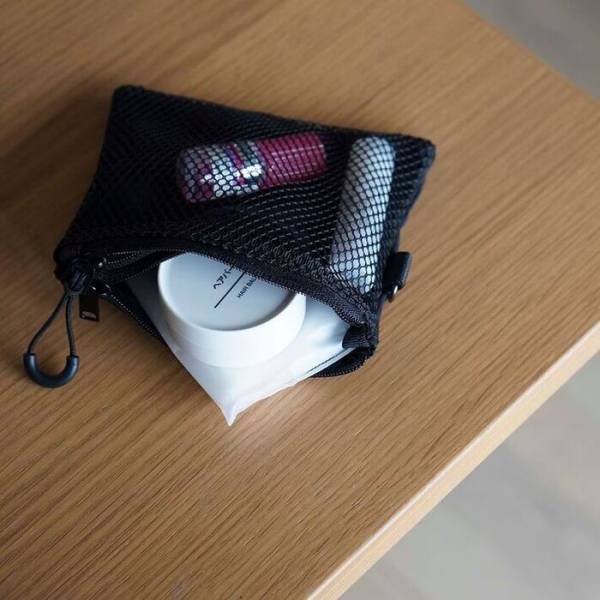 外出時の荷物を減らしたい　無印公式が教える便利アイテムが「参考になる！」