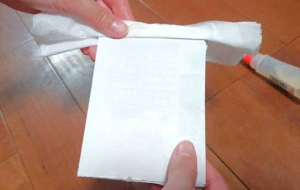 使い道のないチラシの活用法に「ガシガシ使える」「ずっとやる！」