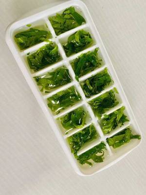 そうめんを食べる時に大活躍　まさかの青じその使い方に「はい天才」「この発想はなかった」